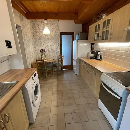 Haziko Vendeghaz/balatonfenyves *