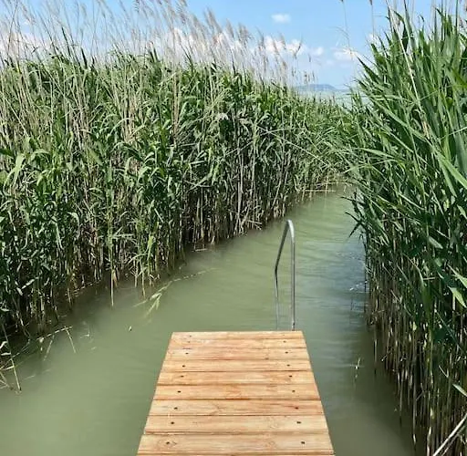 Haziko Vendeghaz/balatonfenyves 펜션