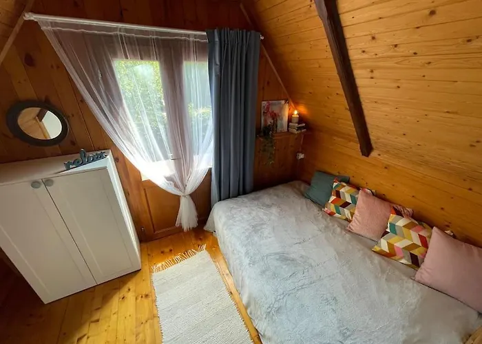 Haziko Vendeghaz/balatonfenyves *